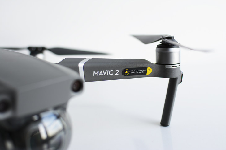 年轻人玩"哈苏" 大疆"御"mavic 2 专业版体验