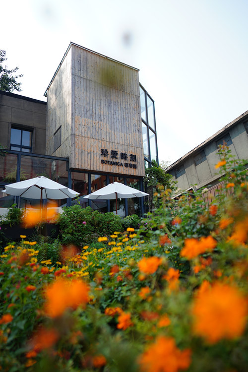 同级别中最轻巧 索尼G大师镜头FE 24mm F1.4