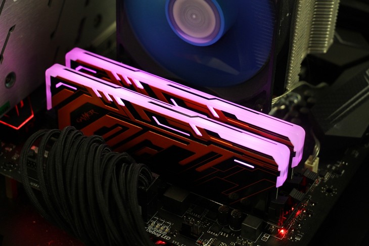 电竞神条 影驰gamer Ⅱ ddr4 3000 8g内存热卖529元