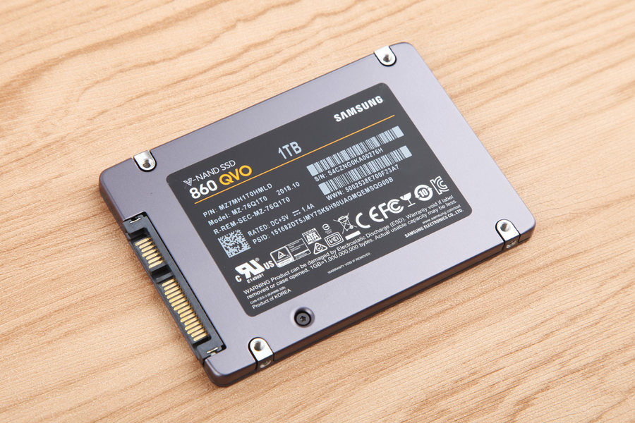 QLC闪存时代来临 三星860QVO 1TB版固态硬