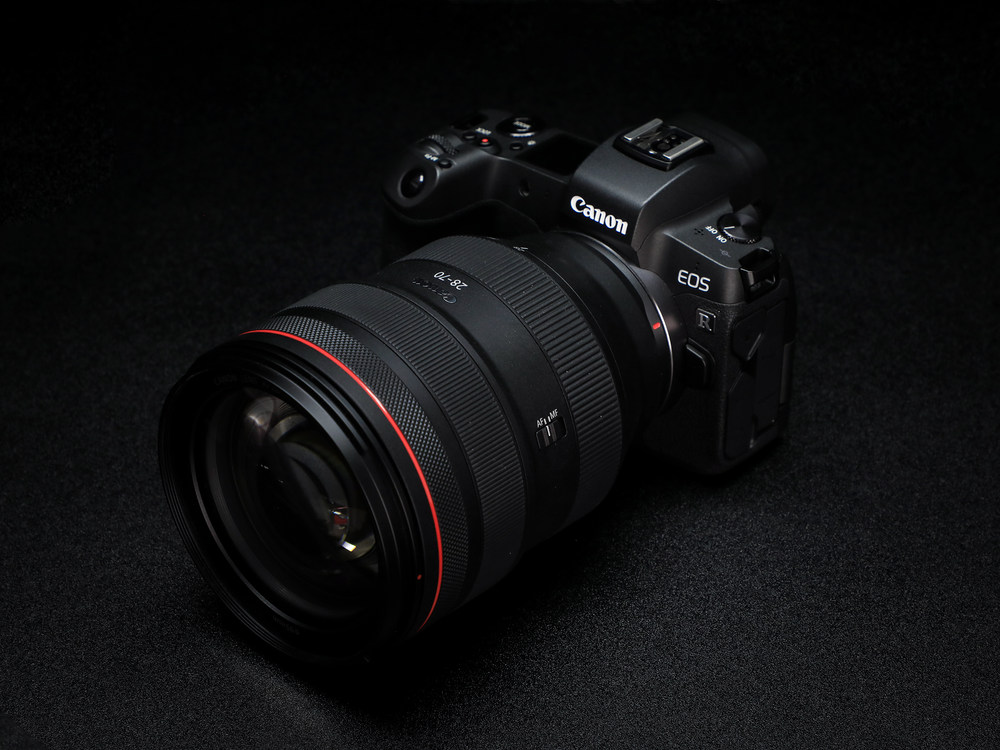 eos r系统标准变焦顶级镜皇 佳能rf28-70mm f2 l usm镜头图赏