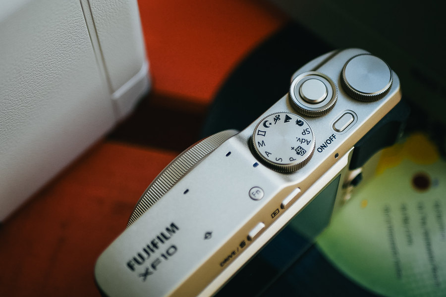 有颜值更有高画质 APS-C画幅口袋相机富士X