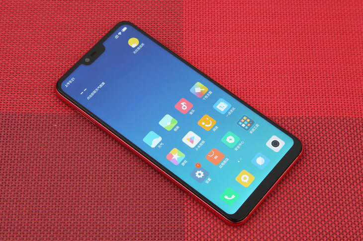 用科技点燃青春的底色，小米8青春版用户专访