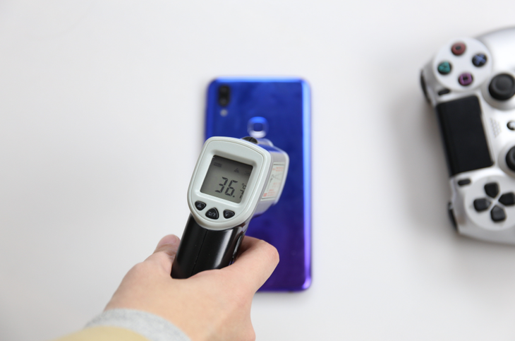 6G+128G组合能否经住考验?vivo Z3i 标准版性