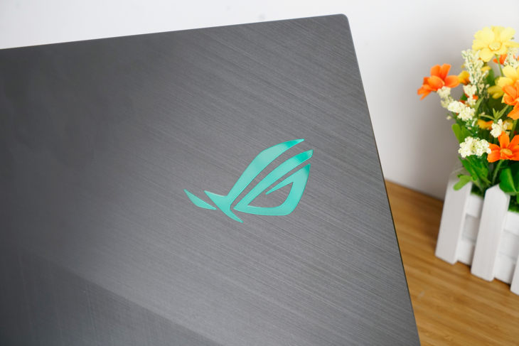 延续与突破并存 ROG枪神2s Plus游戏本评测