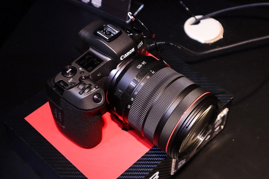 面向未来30年的新系统 佳能专微 EOS R上手