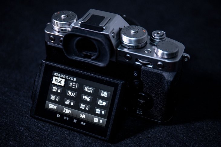 刷新对速度的认知 专业旗舰无反富士X