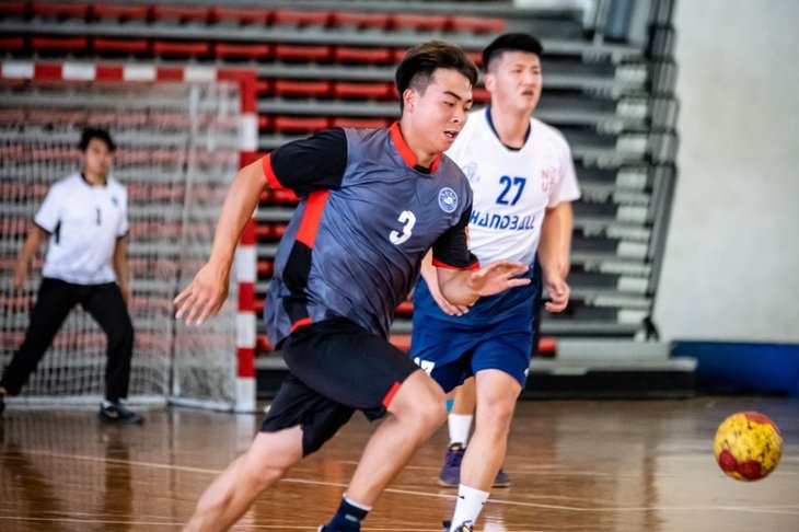 刷新对速度的认知 专业旗舰无反富士X