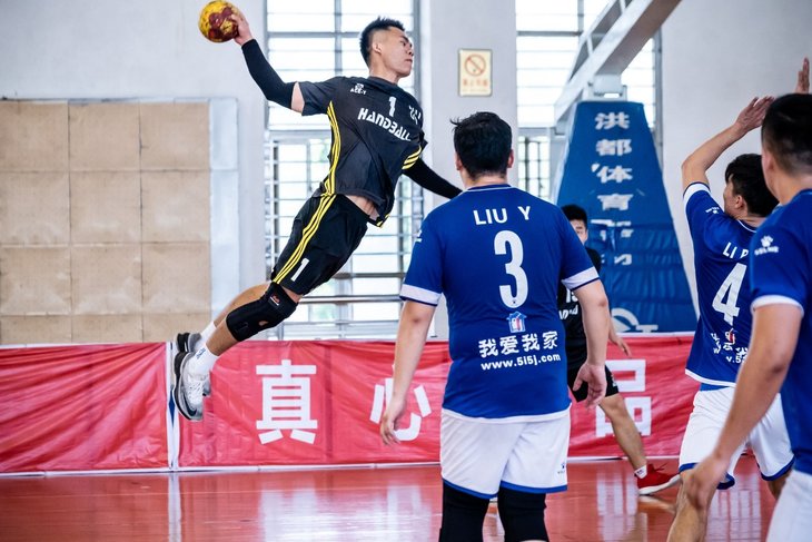 刷新对速度的认知 专业旗舰无反富士X