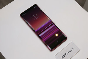 时尚小巧黑科技加持 索尼Xperia 5实拍