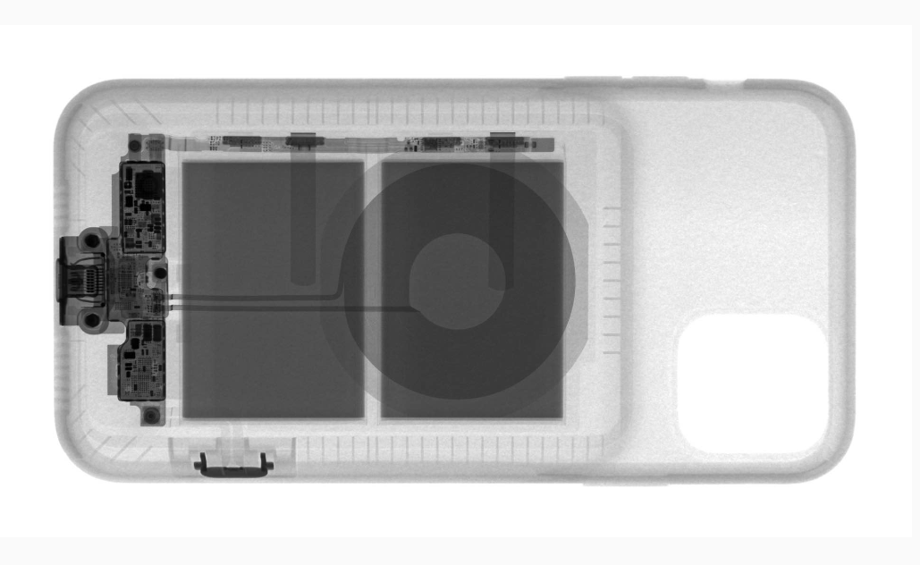 X射线揭秘：苹果最新智能电池盒“相机按钮”工作原理