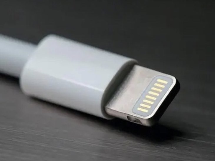 iPhone 12沿用闪电接口，或明年用Type-C