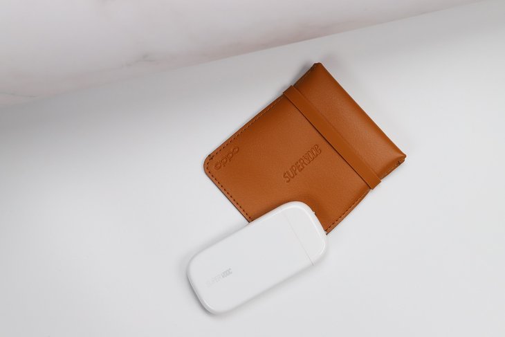 小身材大能量 OPPO 50W超闪饼干充电器首创脉冲充电