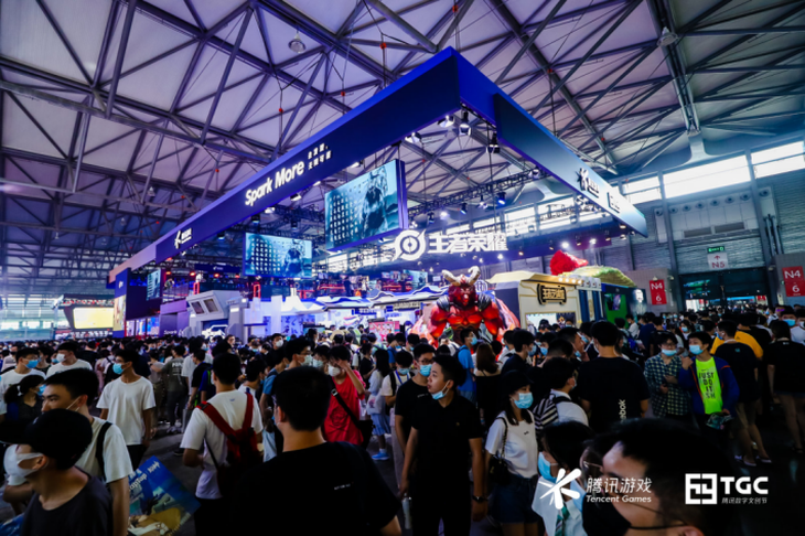 ROG游戏手机3引发玩家激情 CJ大会火爆现场实况