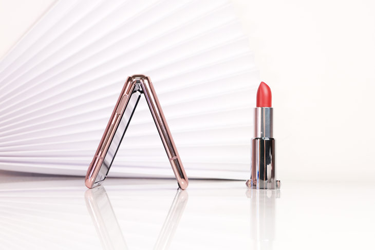 三星Galaxy Z Flip 5G上市，新色来袭