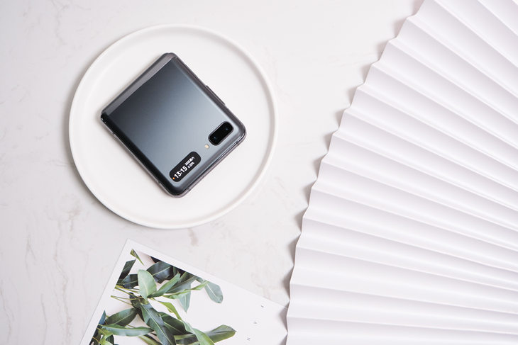 三星Galaxy Z Flip 5G上市，新色来袭