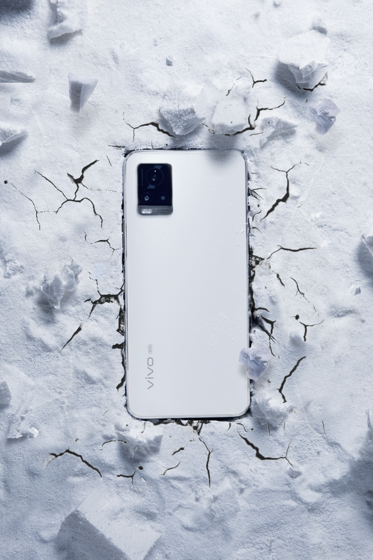 唯美皎洁 vivo S7月光白的绝美艺术