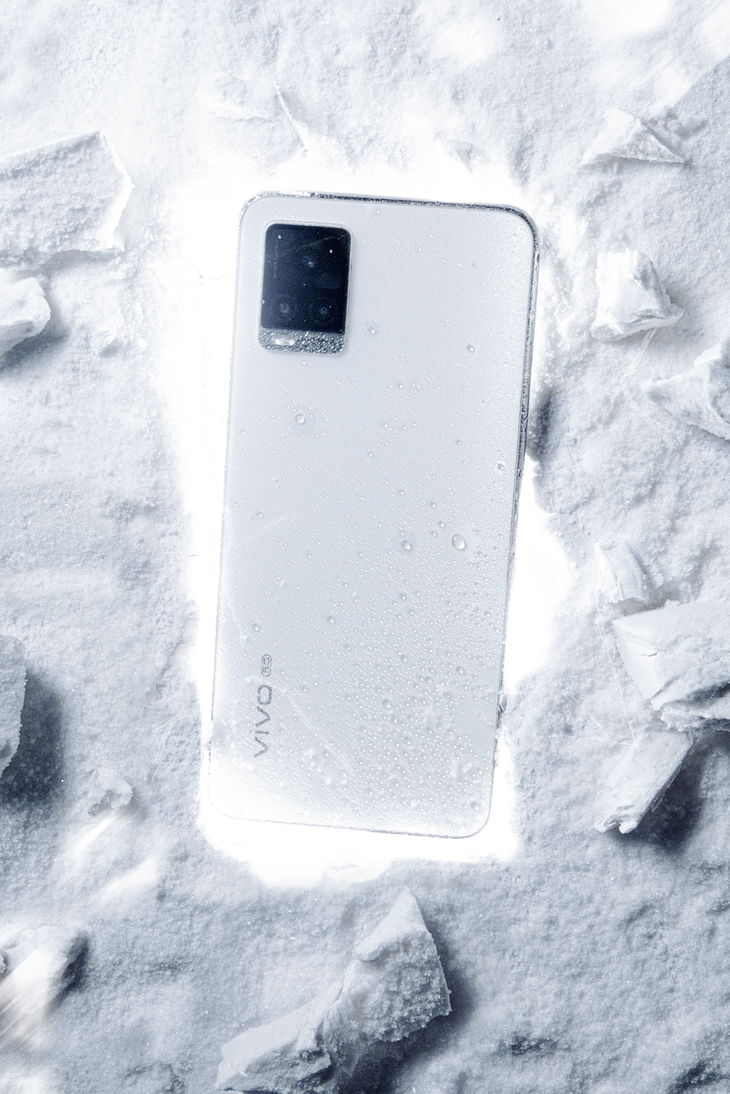 唯美皎洁 vivo S7月光白的绝美艺术