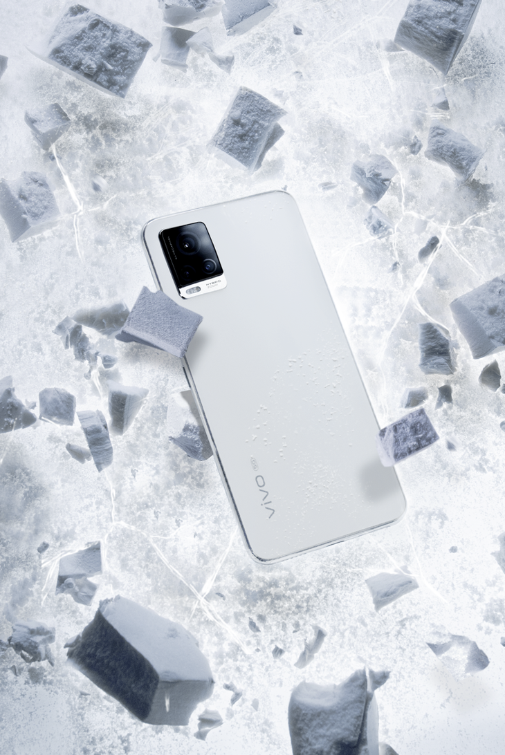 唯美皎洁 vivo S7月光白的绝美艺术