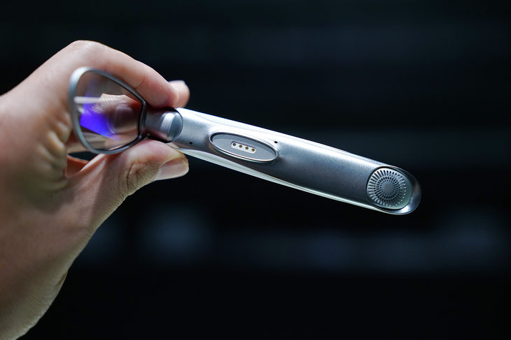 佩戴更舒适，OPPO  Air  Glass带来创新交互方式