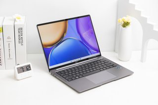 旗舰商务本年度评比，荣耀MagicBook V 14迎战ThinkPad X1C