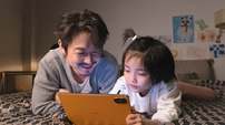 荣耀智慧生活发布新春温情短片《爸爸的秘密》，以微笑面对世界