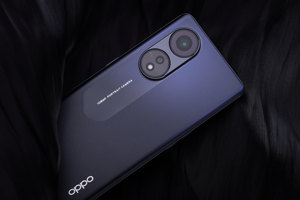 仅7.7mm的纤薄机身 OPPO A1 Pro手机外观图赏