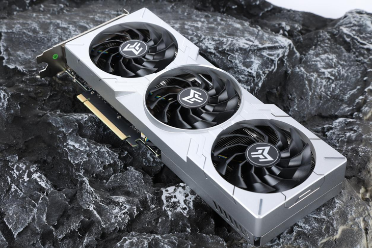 升级正当时，高性价比的影驰 GeForce RTX™ 4060 Ti 8G开箱评测