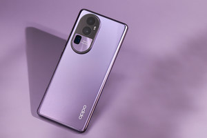 OPPO Reno10 Pro+「暮光紫」图赏：优雅轻盈的大底潜望轻旗舰