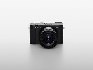“1”瞬永恒 索尼发布黑卡系列全画幅新旗舰RX1R III