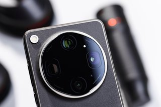 OPPO Find X9 Ultra深度评测：为商旅精英打造的全能影像旗舰与隐私堡垒