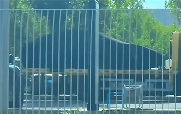 小米两门轿跑谍照曝光！尾部超大扩散器，运动姿态拉满