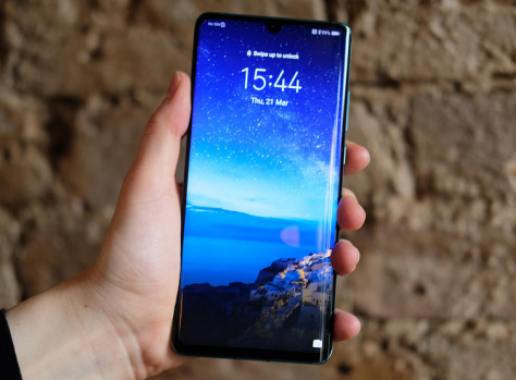 英国顶尖科技媒体Stuff测评华为P30 Pro,打出5