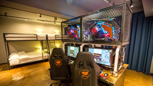 凭什么这么火?解密年轻人喜欢电竞酒店的原因