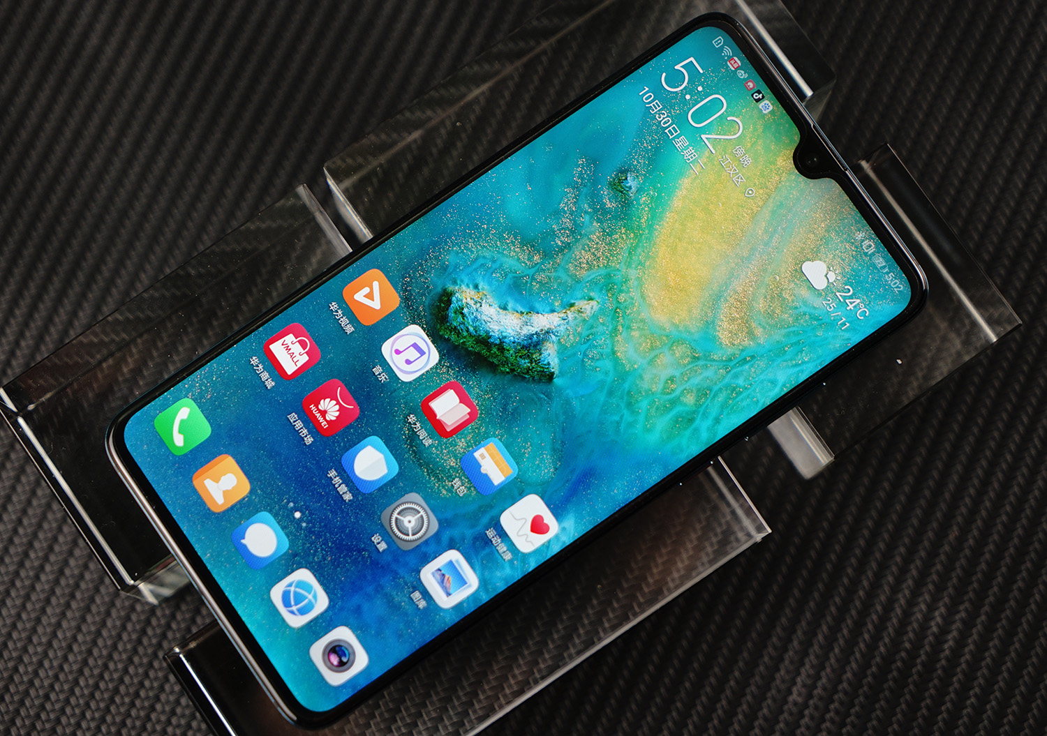 iPhone XR还在用5W祖传充电?华为Mate20安