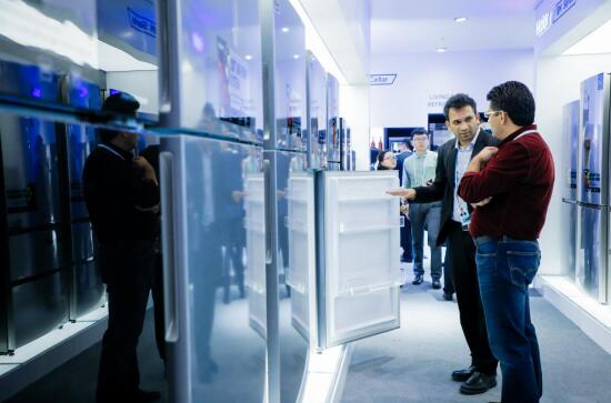 《奇妙的食光》获评微博人气美食节目Top1 冠名商聚美口碑流量双丰收