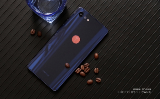 明天锤子坚果Pro 2S再次现货发售,无限屏+骁龙