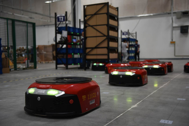 半年报:共享零售GMV人民币26亿元,服务收入成