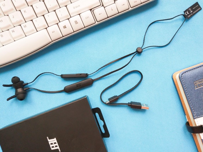 怎么使用蓝牙耳机的功能 1339937.jpg