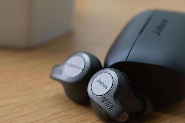 无线蓝牙耳机怎么开关机 1361779.jpg