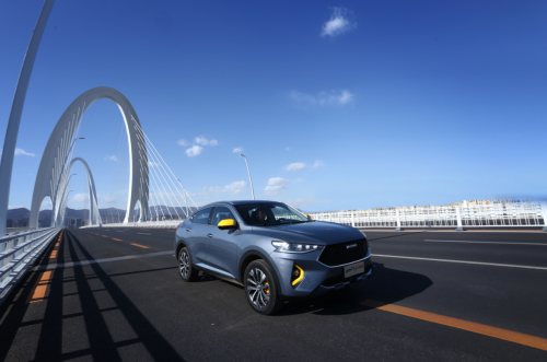 乘风破浪的中国汽车行业 三大国产轿跑SUV一决高下