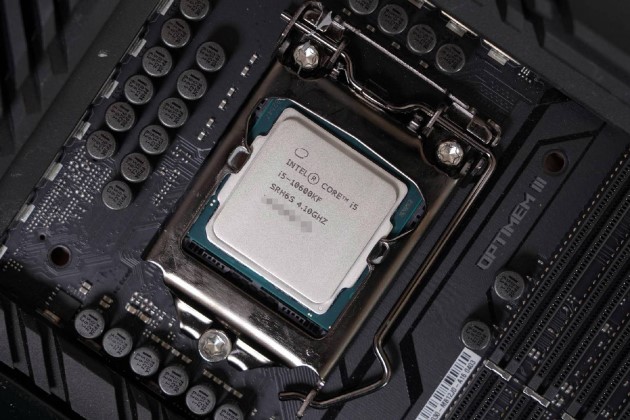 双十一游戏电脑的cpu怎么选i510600kfr73700x游戏性能pk