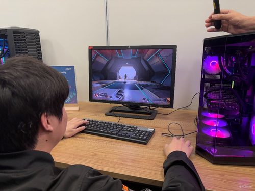 英特尔新补丁修复五大问题精细化超频释放酷彩神vll睿Ultra 200S性能潜力(图5)