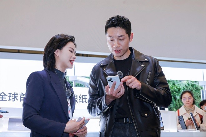 TCL实业携多款创新新品亮相AWE2025全面展现智慧科技硬实力(图6)