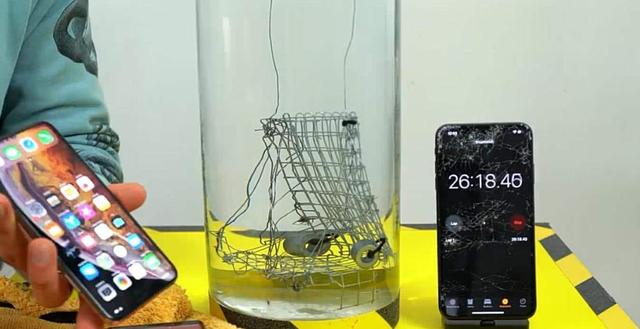 继续捶打!苹果iPhone XS进水损坏保修遭拒,专家:涉嫌虚假宣传