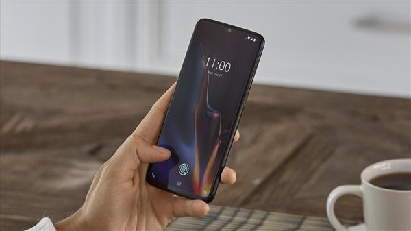 太火爆!这部手机荣获京东3000元以上价位单品销量冠军:3399元起