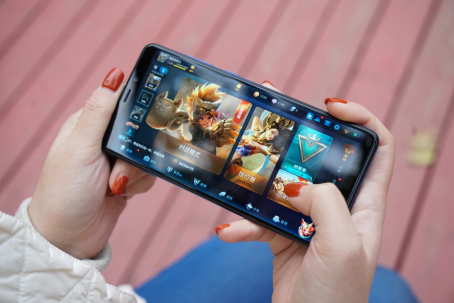 三星Galaxy A9s京东开售 3499元还可享多重好