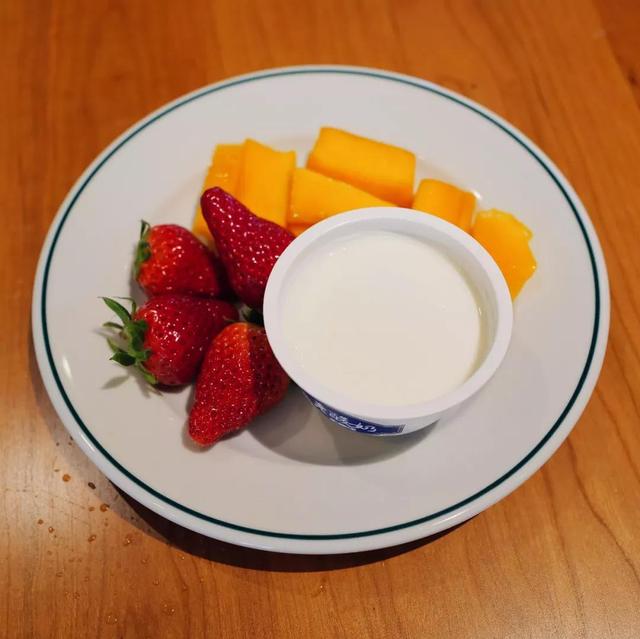 芒果配什么榨汁 731231.jpg