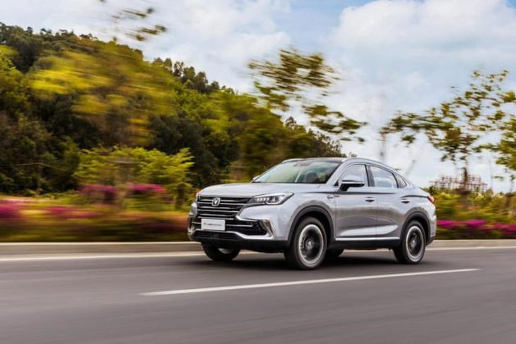 长安CS85 COUPE 1.5T版配置曝光 推出三款车型/6月3日上市