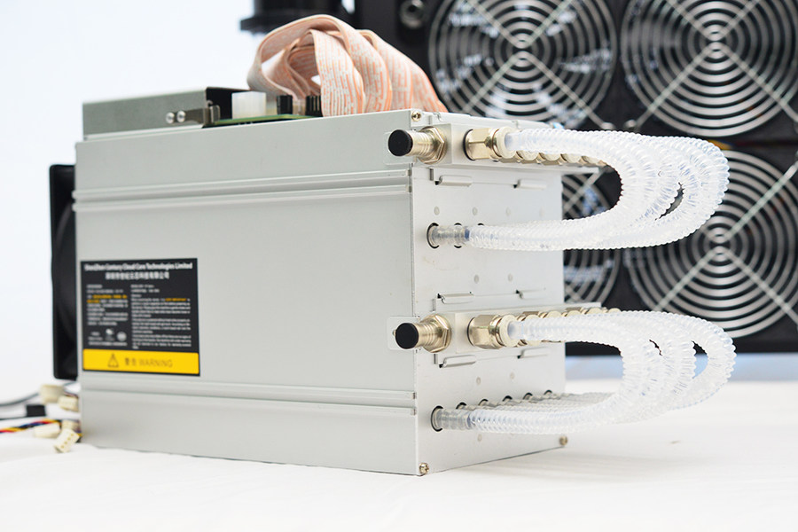 业界首款水冷矿机 蚂蚁矿机s9 hydro评测